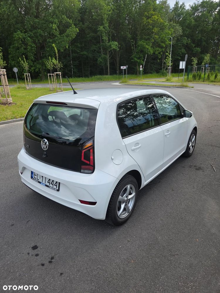 Volkswagen up! 1.0 move - 9