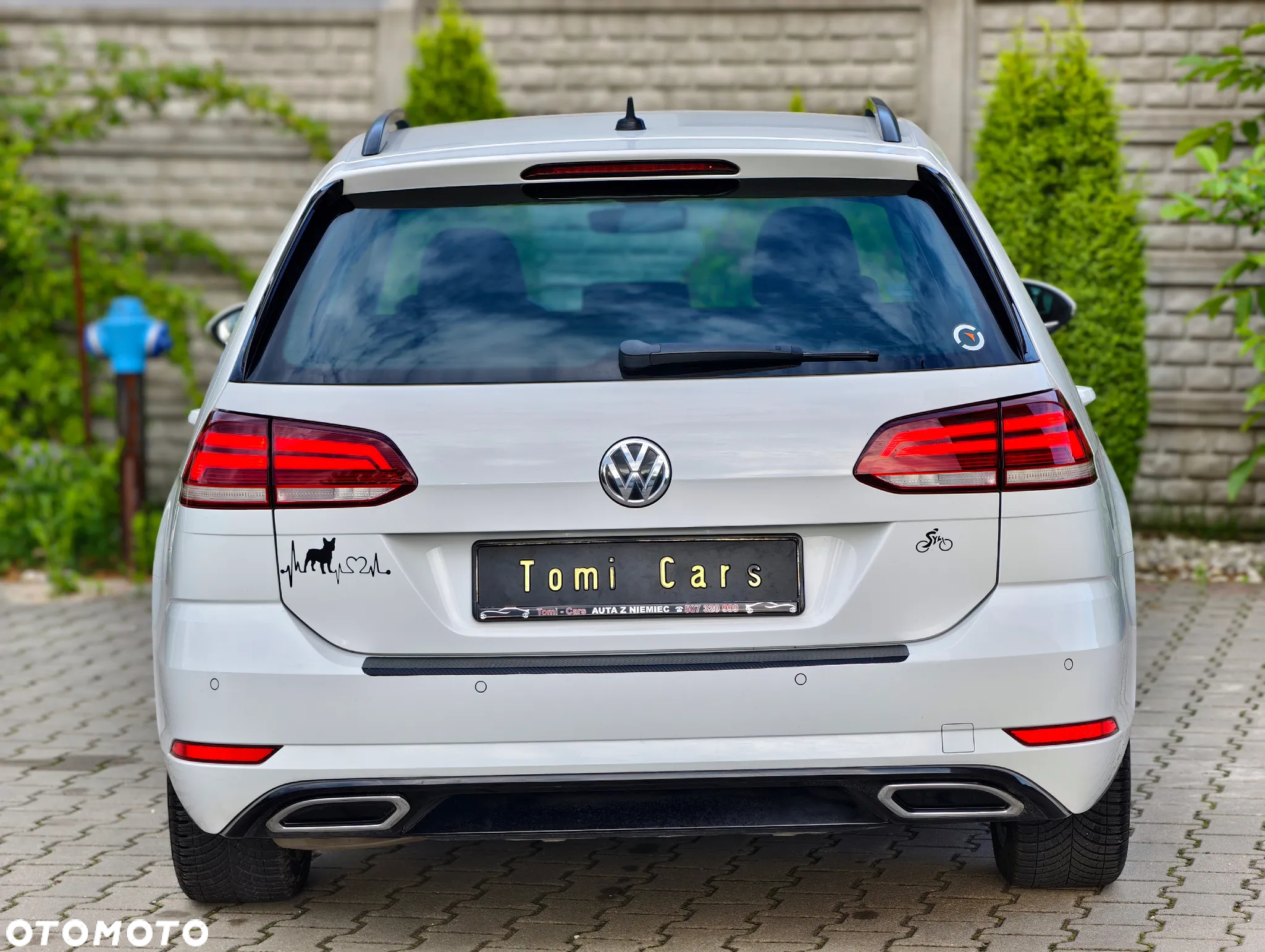 Volkswagen Golf 2.0 TDI SCR Highline - 29
