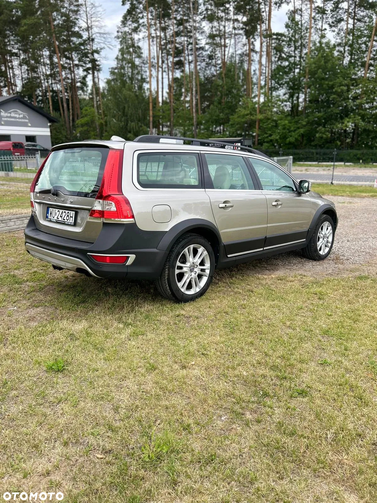 Volvo XC 70 - 4