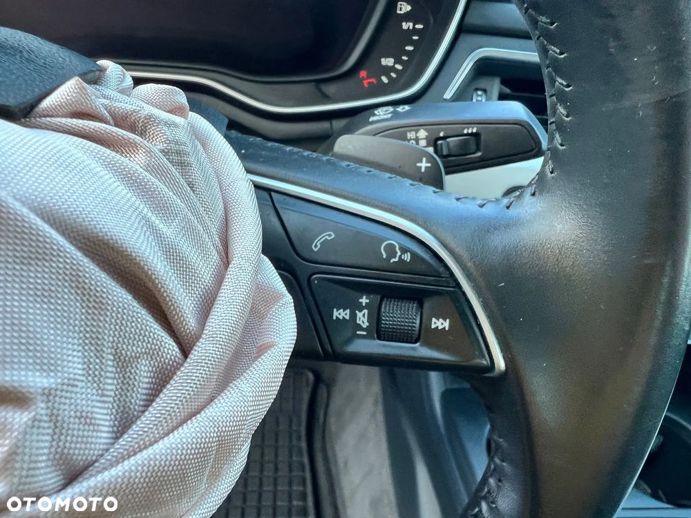 Audi A4 35 TFSI S tronic - 13