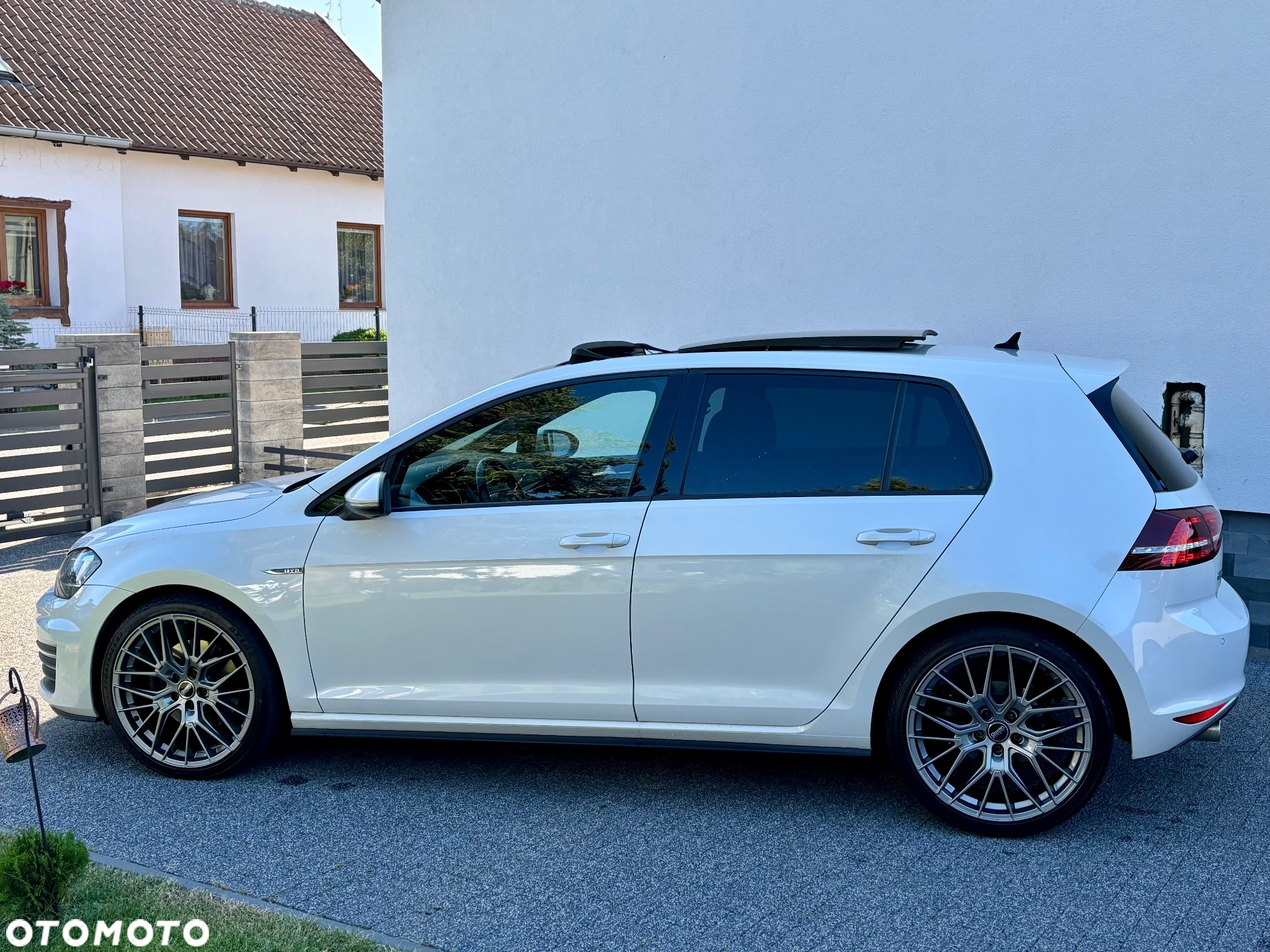 Volkswagen Golf VII 2.0 TDI BMT GTD DSG - 37