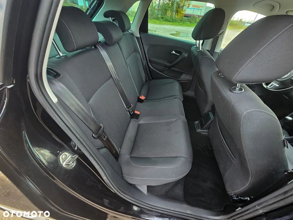 Volkswagen Polo 1.2 12V Comfortline - 24