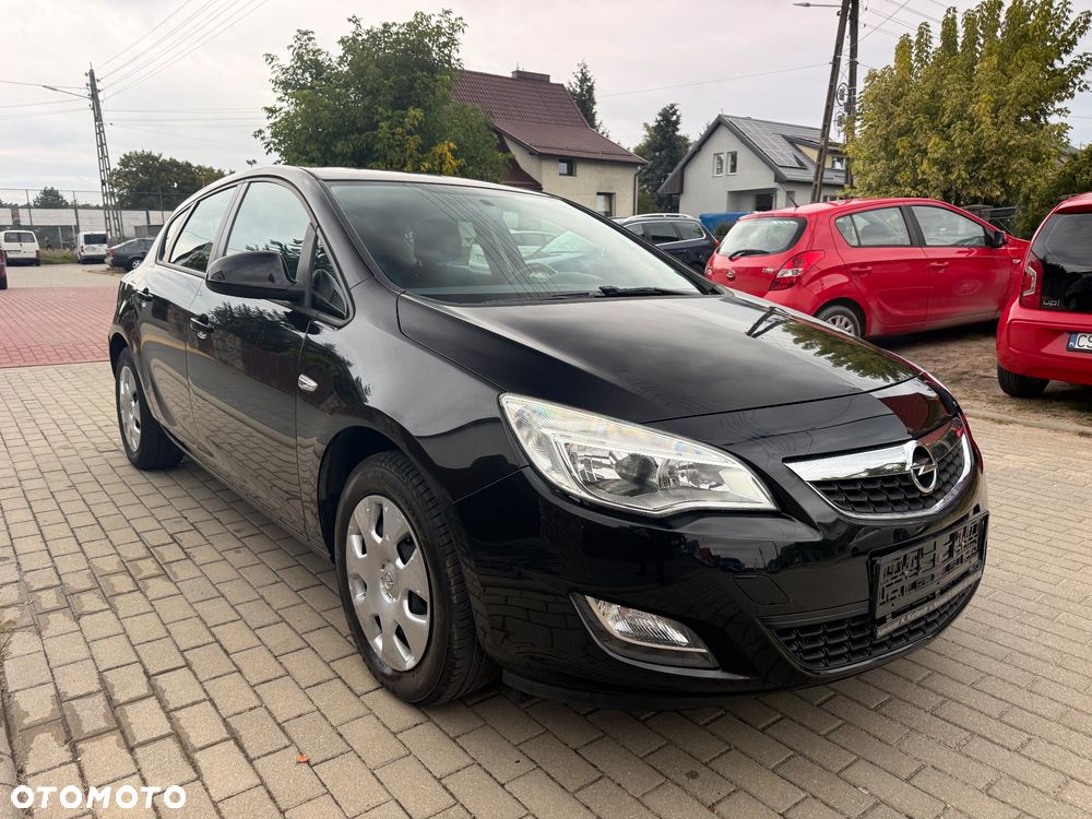 Opel Astra - 2