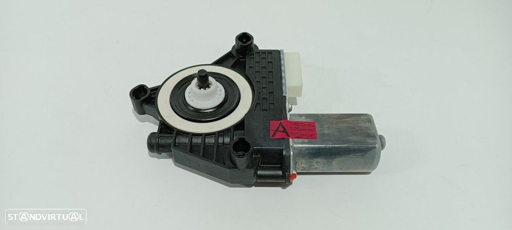 MOTOR ELEVADOR FRENTE ESQUERDO BMW SERIE 1 LIM. (F40) 118D M SPORT - 2