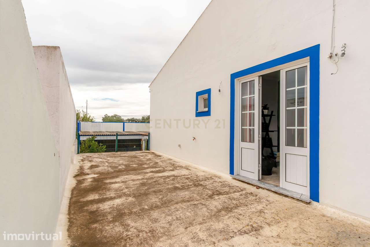 Prédio em propriedade total em Figueira dos Cavaleiros, Ferreira do Al - Grande imagem: 3/28