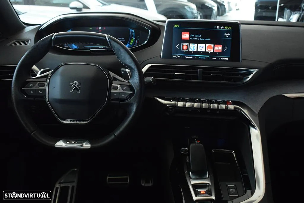 Peugeot 3008 1.6 Hybrid4 GT e-EAT8 - 44