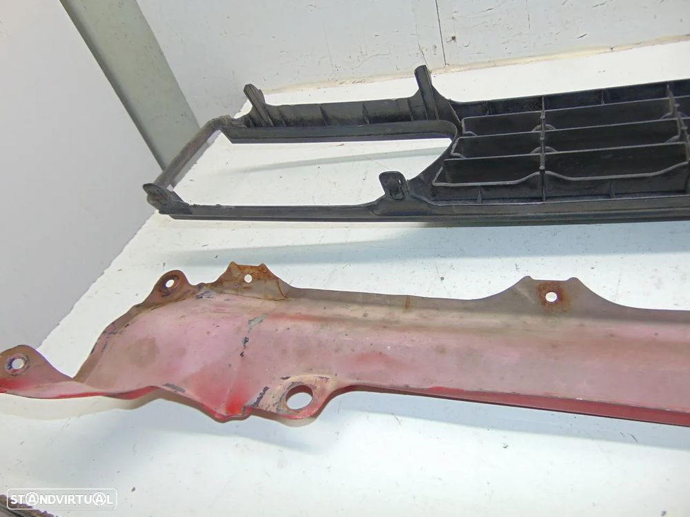 Toyota Starlet EP 70 grelha/Chapa - 8