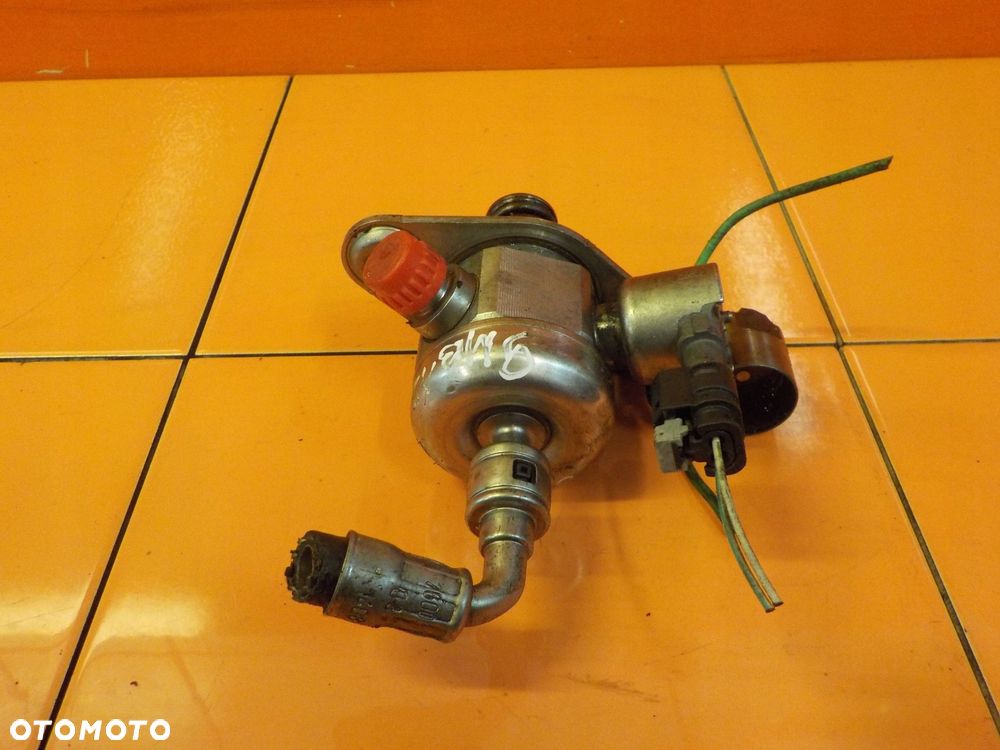 BMW 3 F30 F20 1.6 316i 15r 136KM N13 pompa paliwa 0261520288 8605103 - 4