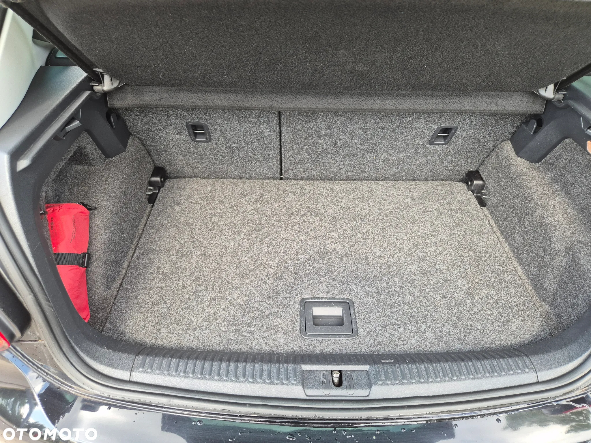 Volkswagen Polo 1.2 TSI MATCH - 16