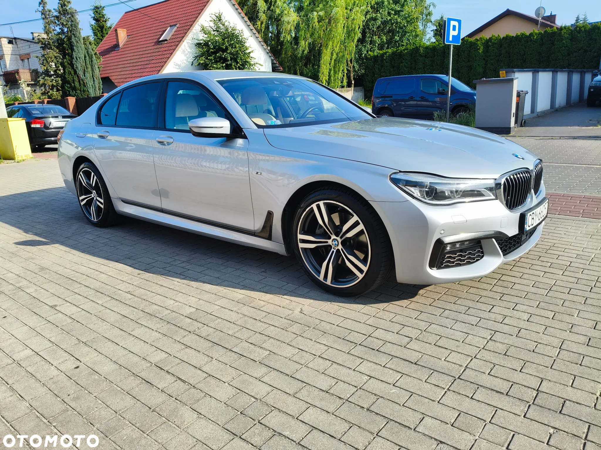 BMW Seria 7 - 12