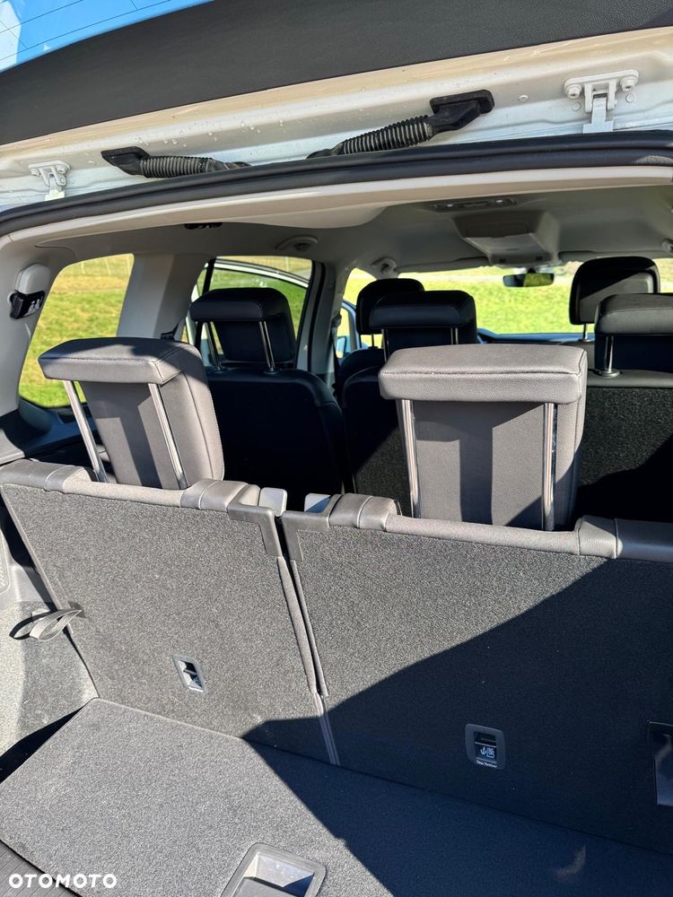 Volkswagen Touran 2.0 TDI BMT Special Edition DSG - 20