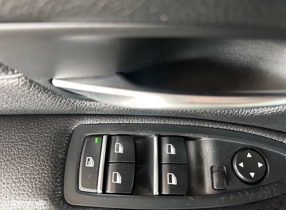 BMW 320 d Advantage - 11