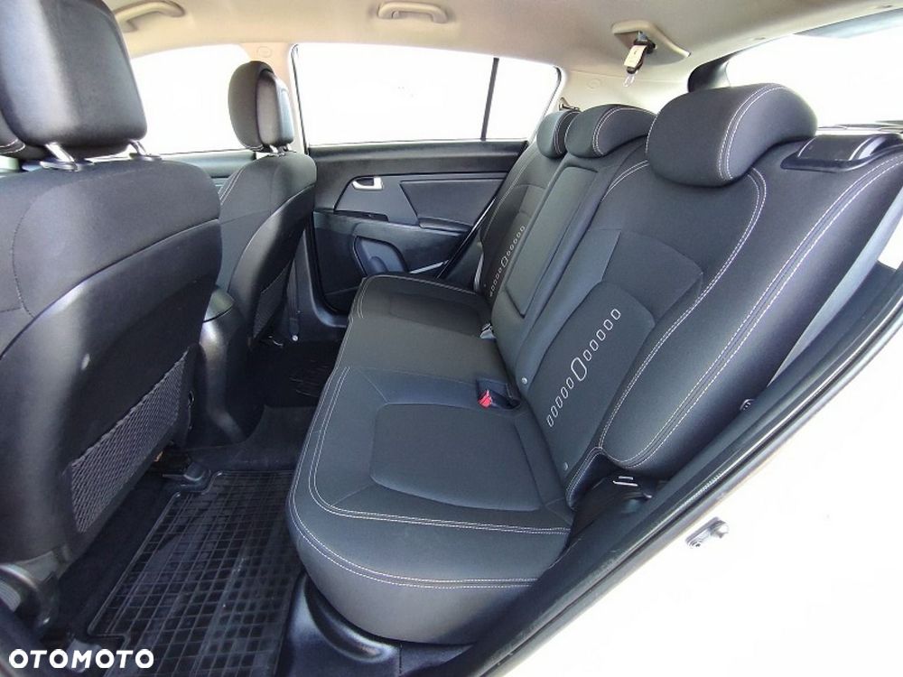 Kia Sportage - 16
