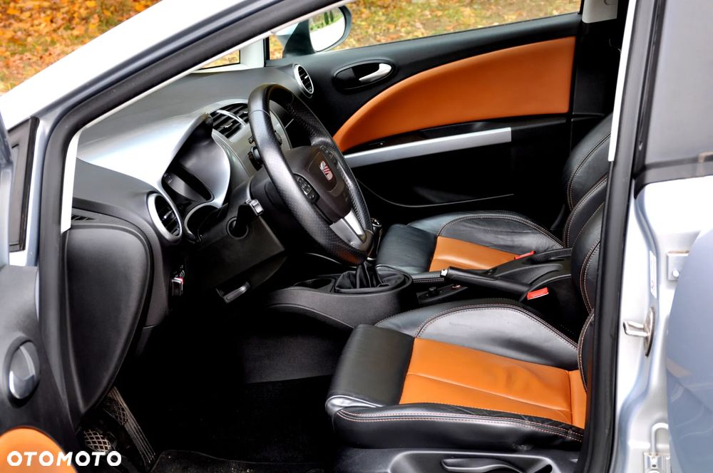 Seat Leon 2.0 TDI DPF Style Copa - 26