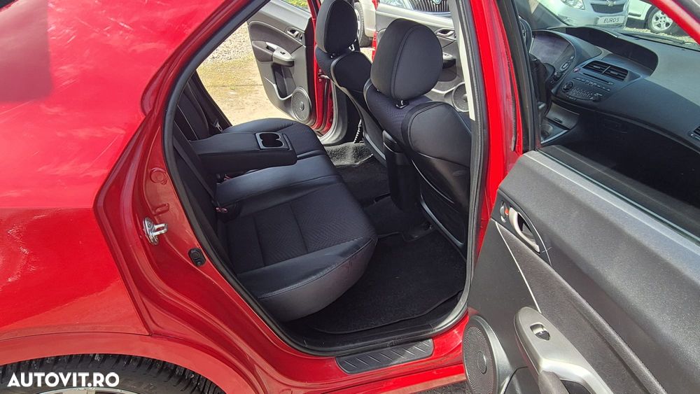 Honda Civic 1.8i-VTEC Sport - 10