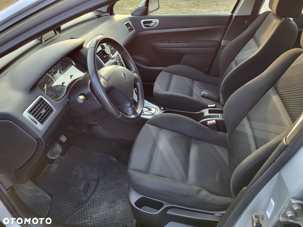 Peugeot 307 - 16