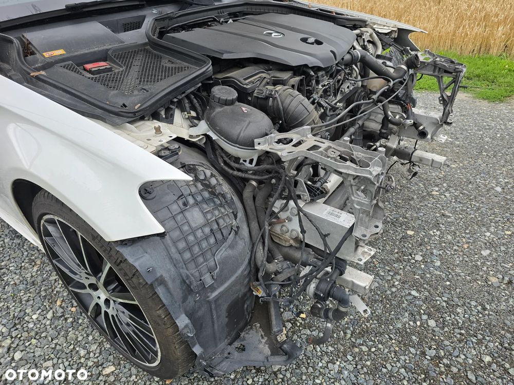Mercedes-Benz Klasa C 220 CDI DPF Automatik Avantgarde - 20
