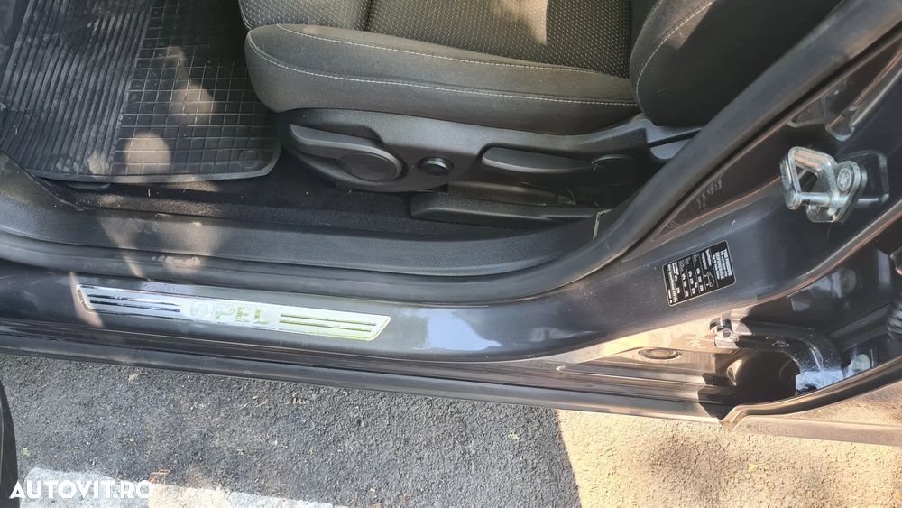Opel Astra 1.4 Turbo ECOTEC 150 Edition - 14