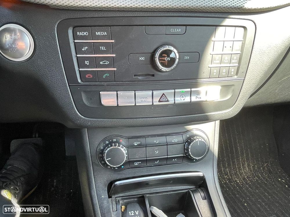 Mercedes-Benz B 180 d Style Aut. - 9