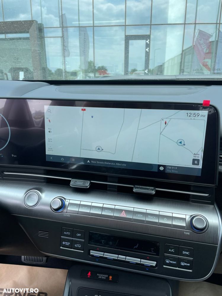 Hyundai KONA - 9