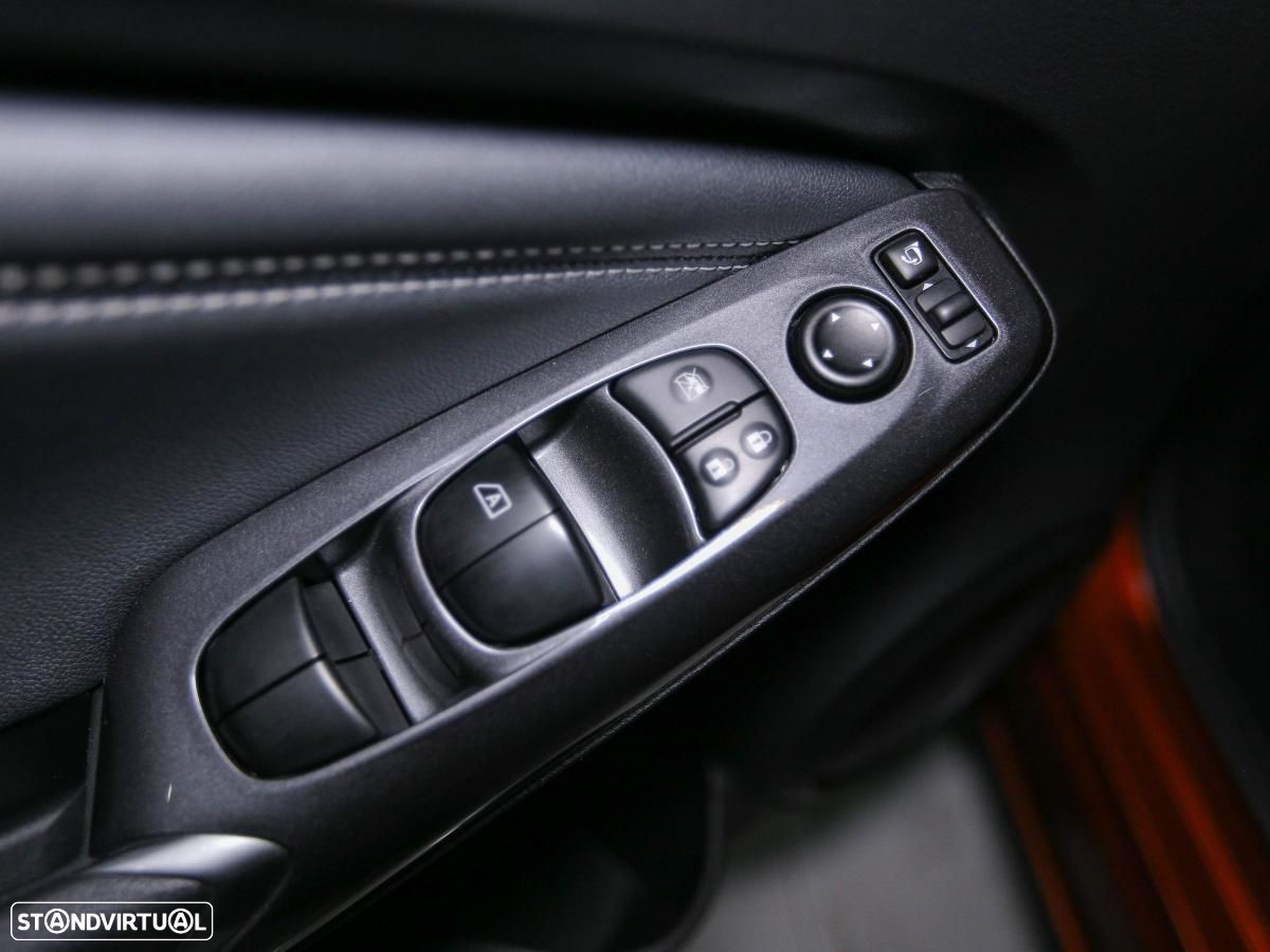 Nissan Juke 1.0 DIG-T N-Connecta - 12
