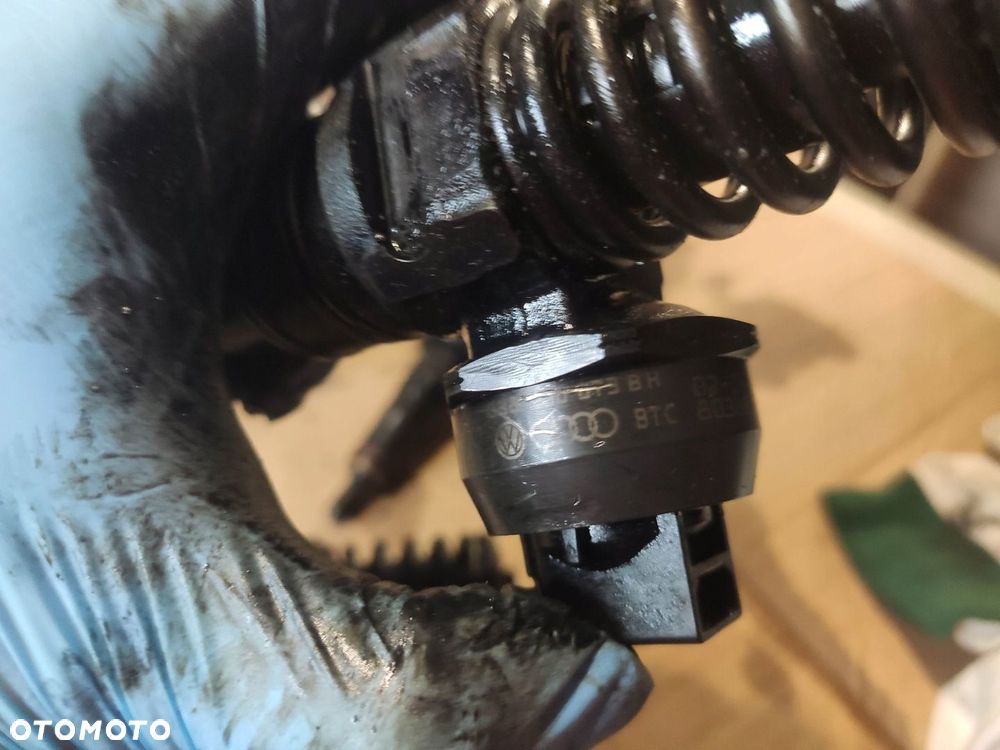 KL WTRYSK WTRYSKIWACZ POMPOWTRYSK VW SEAT AUDI 1.9 TDI 038130073bh - 3