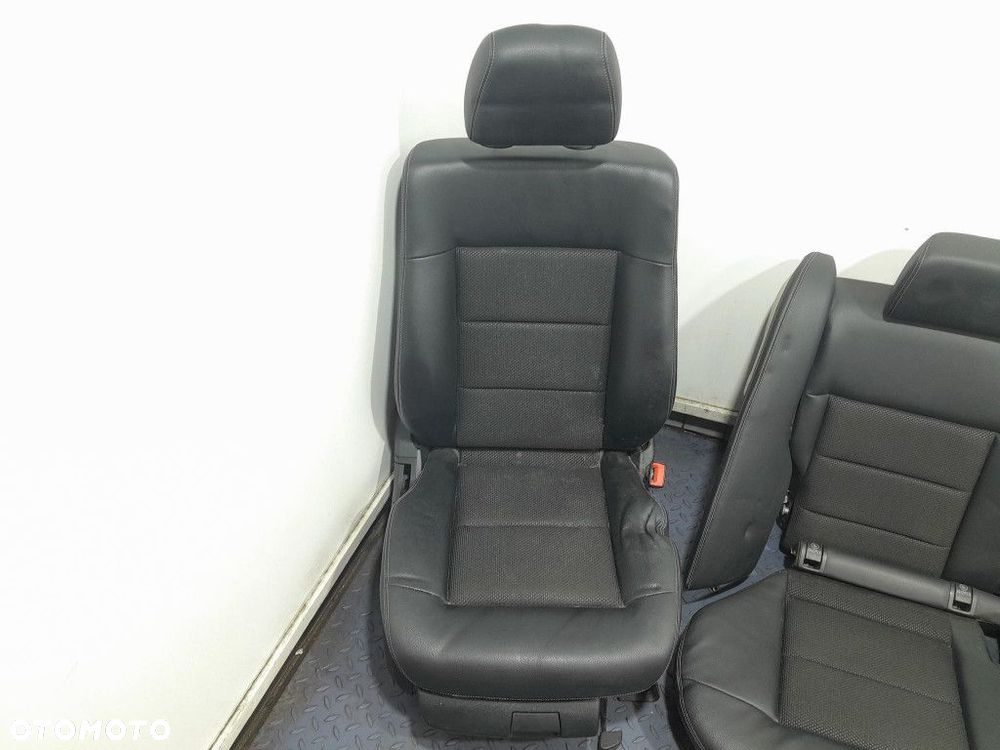 E KLASA W212 LIFT SEDAN FOTELE KANAPA BOCZKI PÓŁSKÓRA KOMPLET - 7