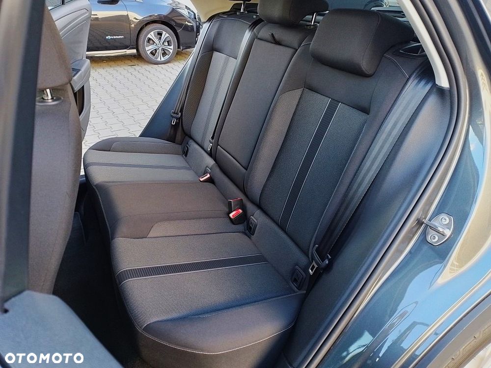 Volkswagen T-Roc 1.5 TSI Life DSG - 10