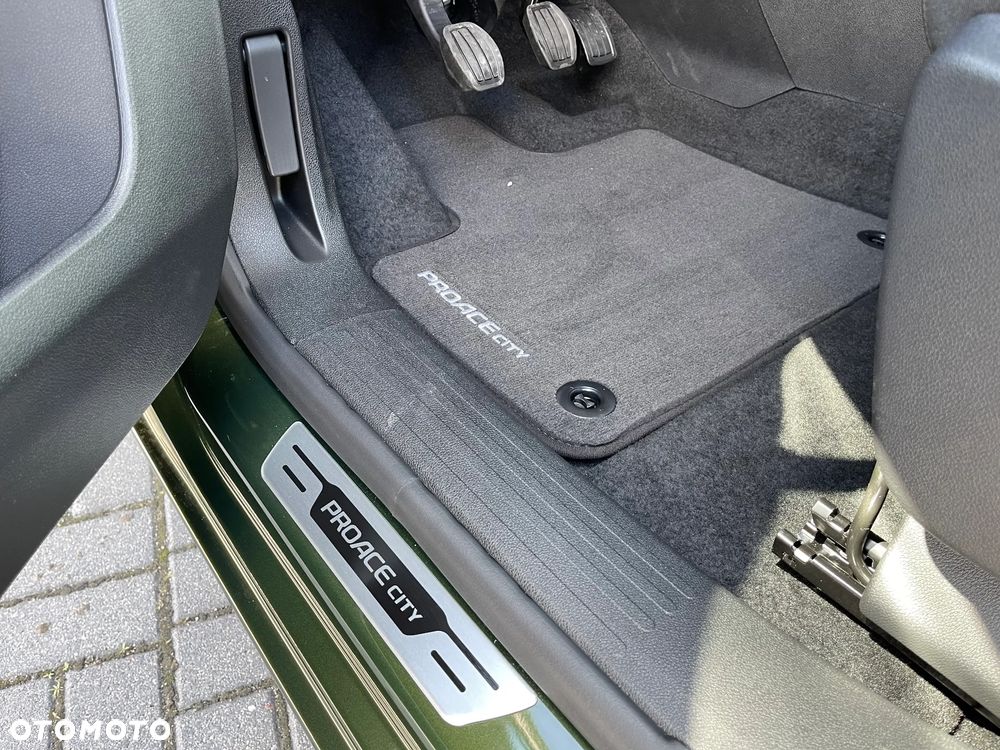 Toyota Proace City Verso Long 1.5 D-4D Family - 11