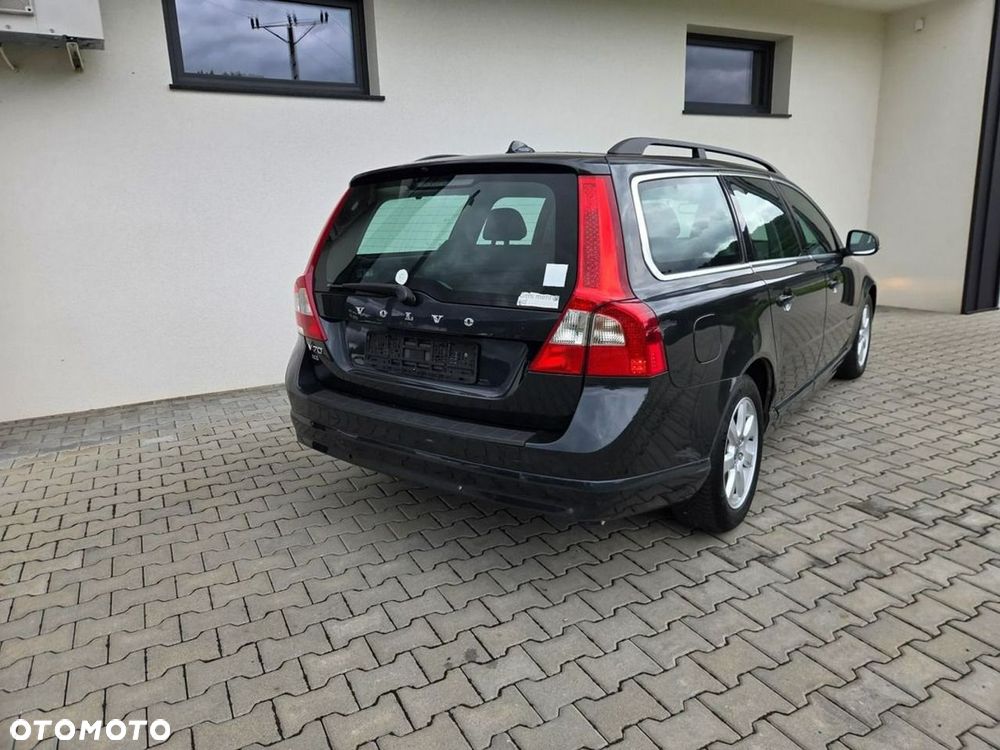 Volvo V70 - 3