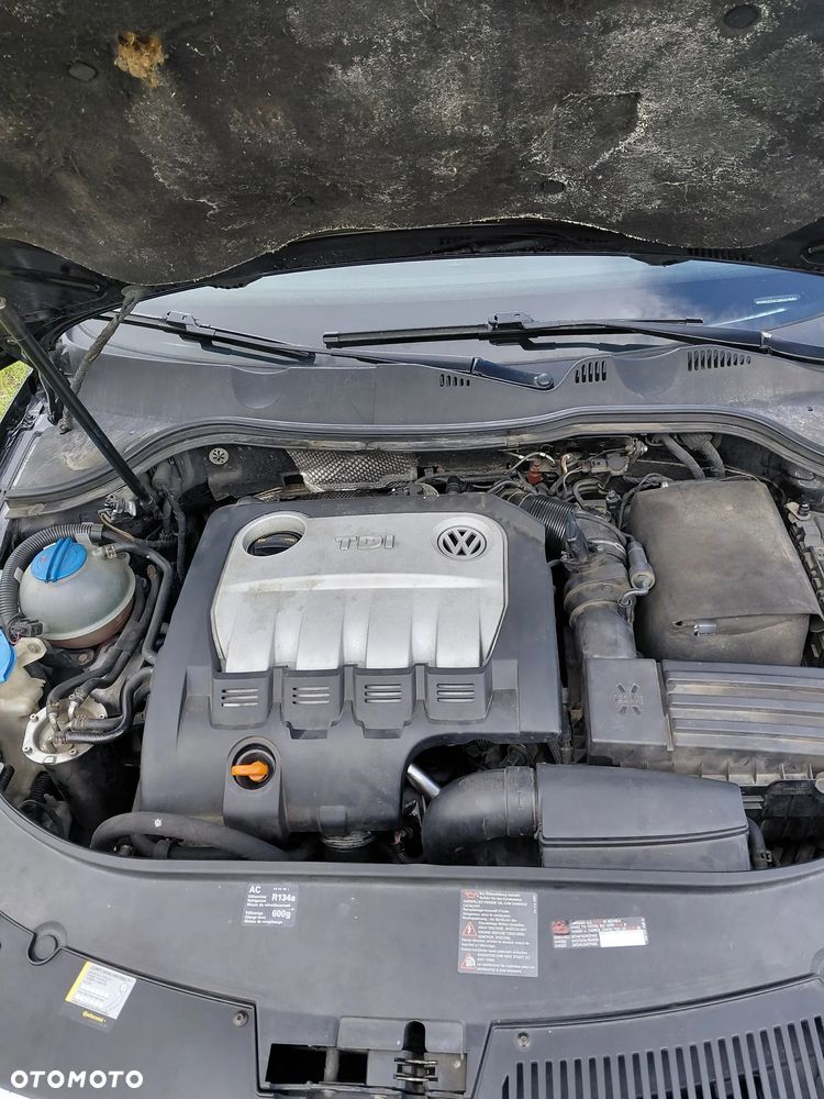 Volkswagen Passat 2.0 TDI DPF DSG Comfortline - 3