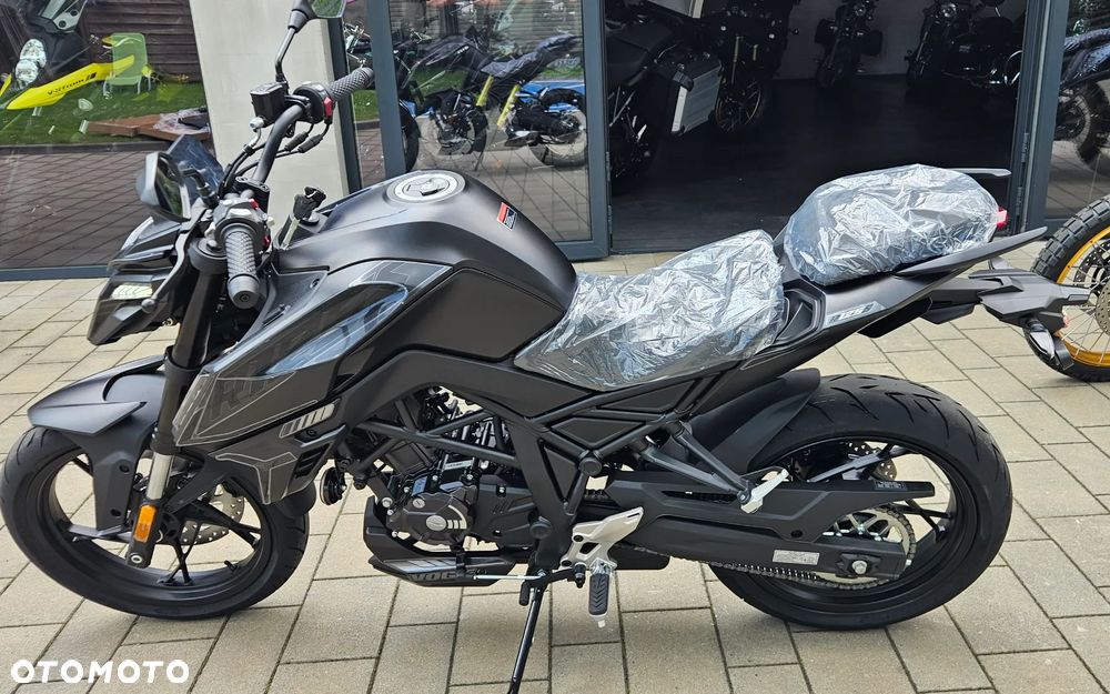 VOGE R125S - 4