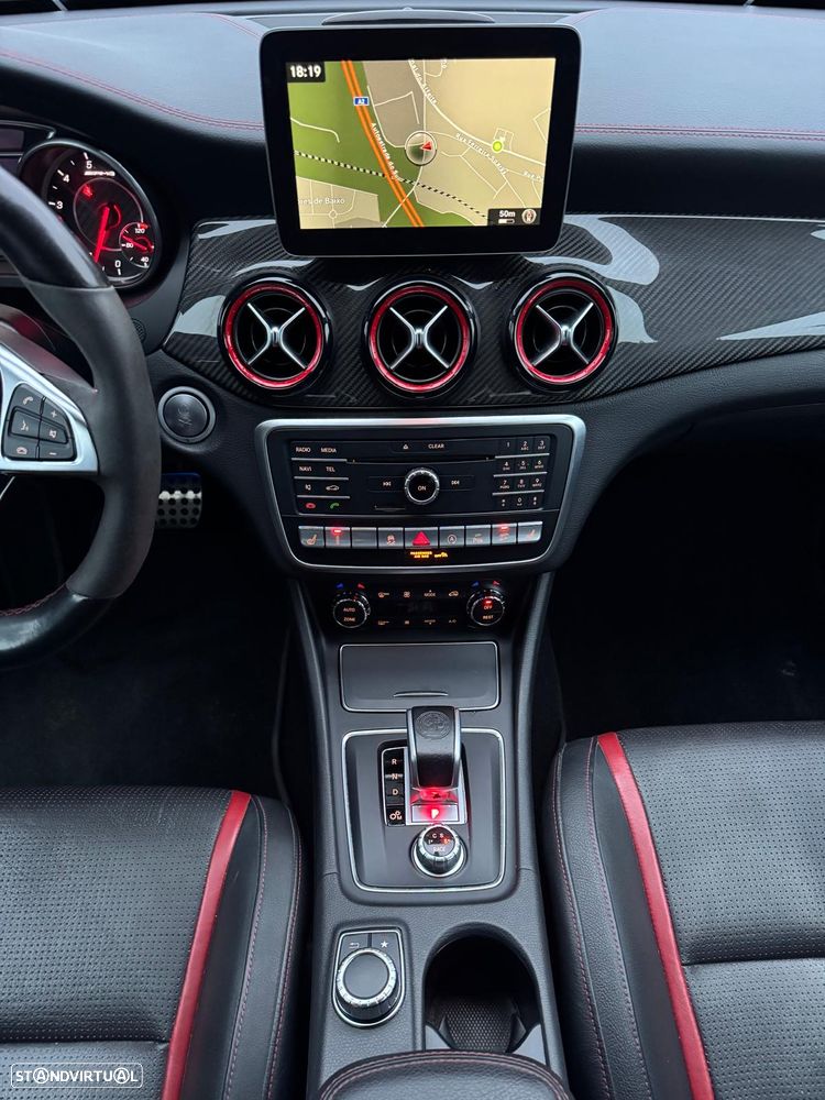 Mercedes-Benz GLA 45 AMG 4-Matic - 14