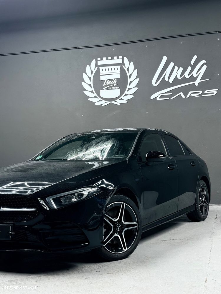 Mercedes-Benz A 250 Limousine e 8G-DCT AMG Line Advanced Plus - 4