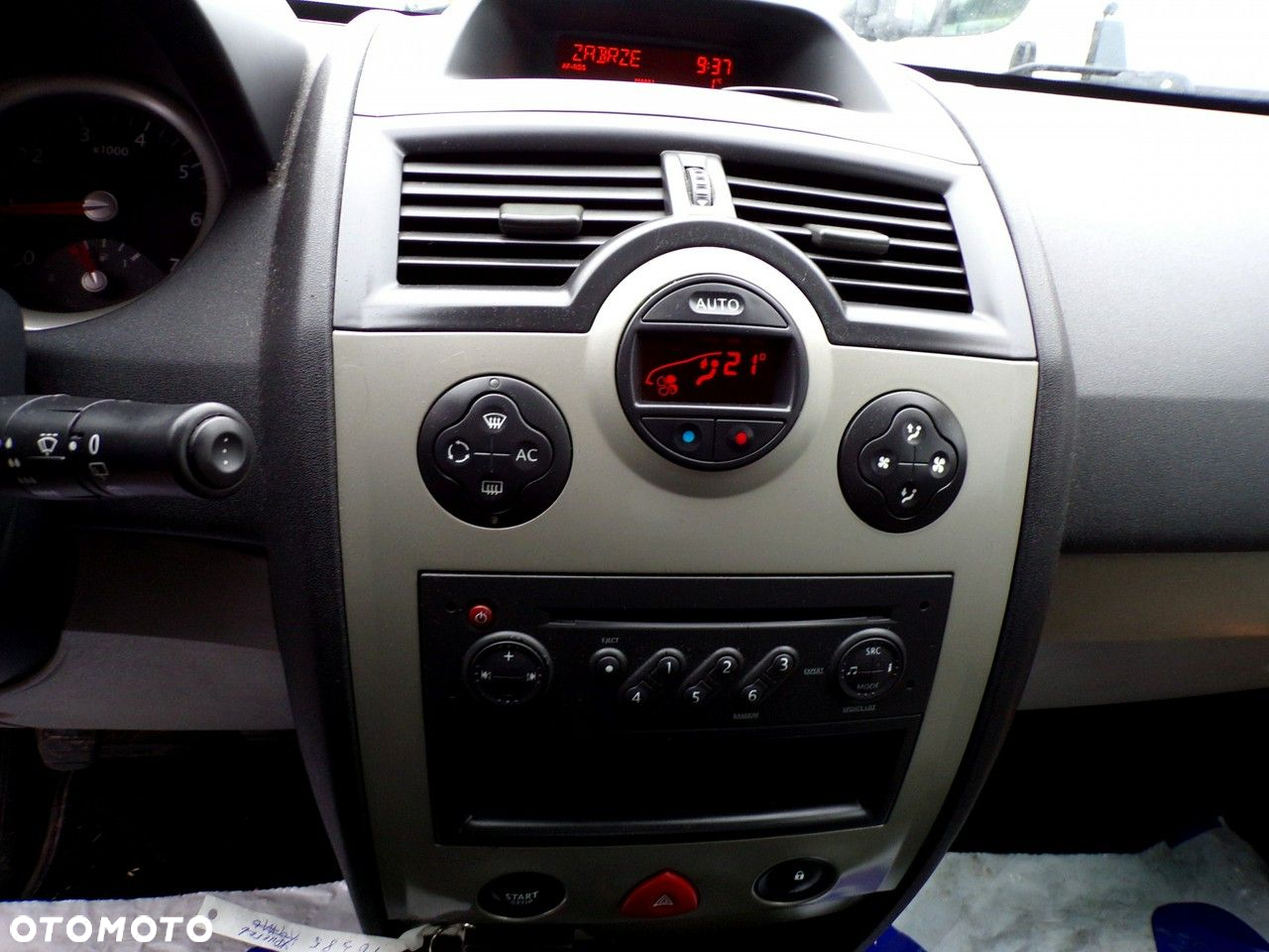 Renault Megane - 23