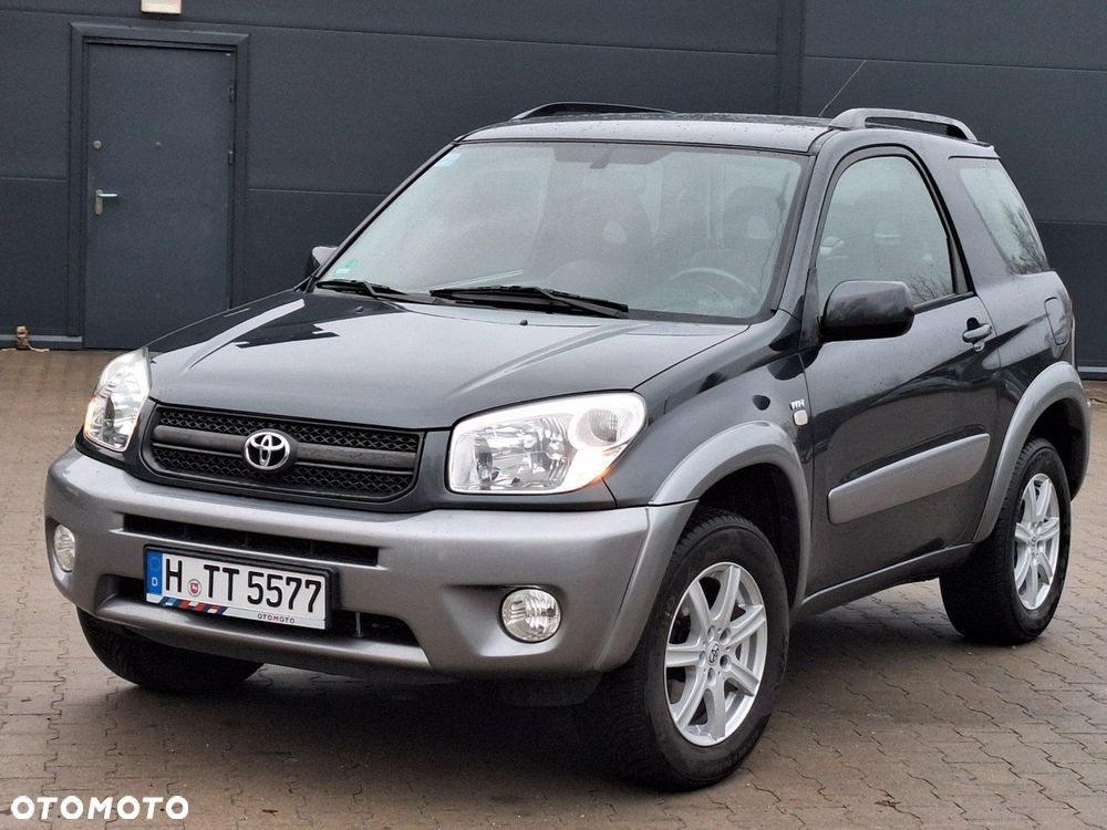 Toyota RAV4 - 1