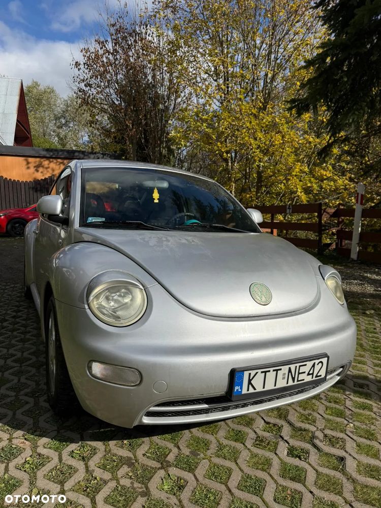 Volkswagen New Beetle - 4