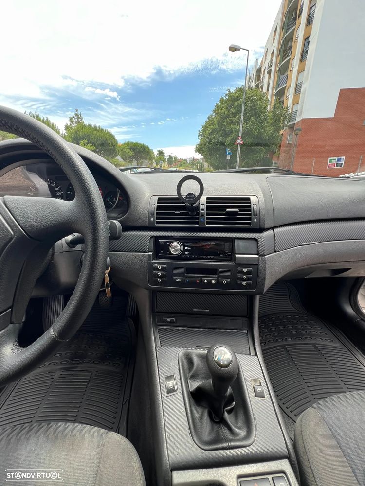 BMW 320 d — fotografia 17