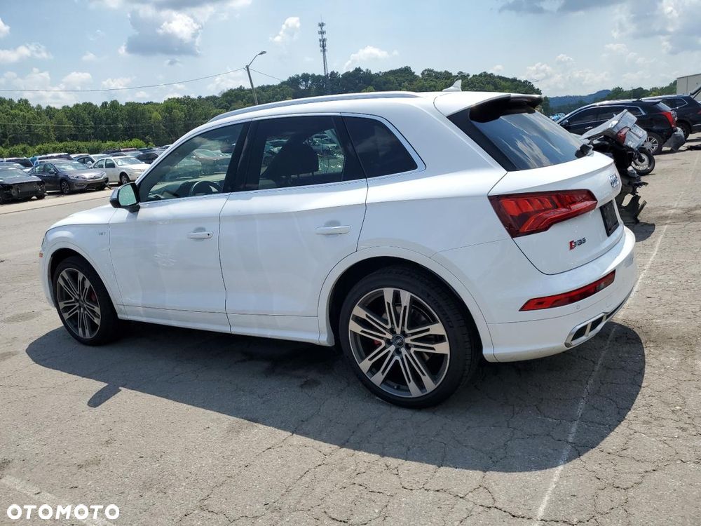 Audi SQ5 - 5