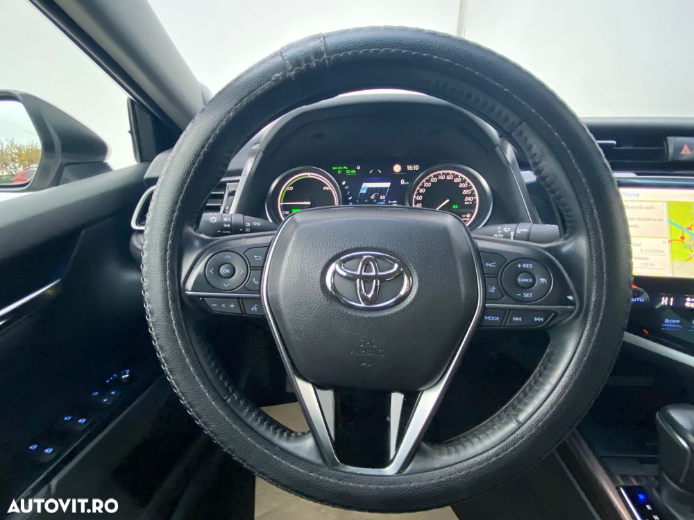 Toyota Camry 2.5 Hybrid Exclusive - 11