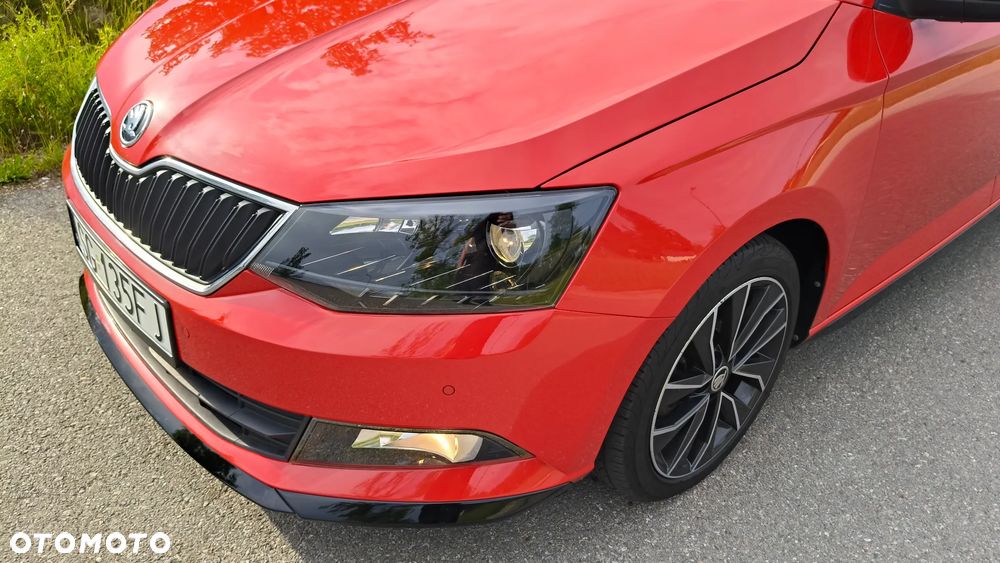 Skoda Fabia ver-1-2-tsi-monte-carlo - 9