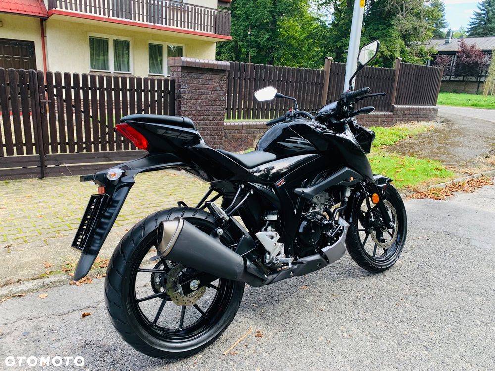 Suzuki GSX - 3