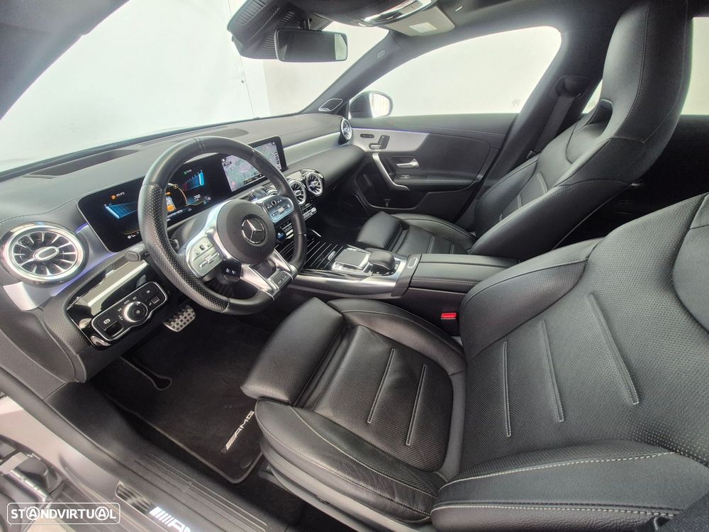 Mercedes-Benz CLA 35 AMG - 20