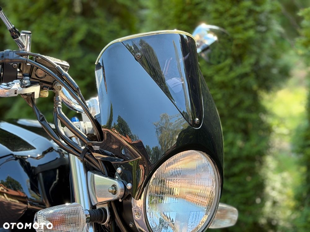 Yamaha XJR - 25