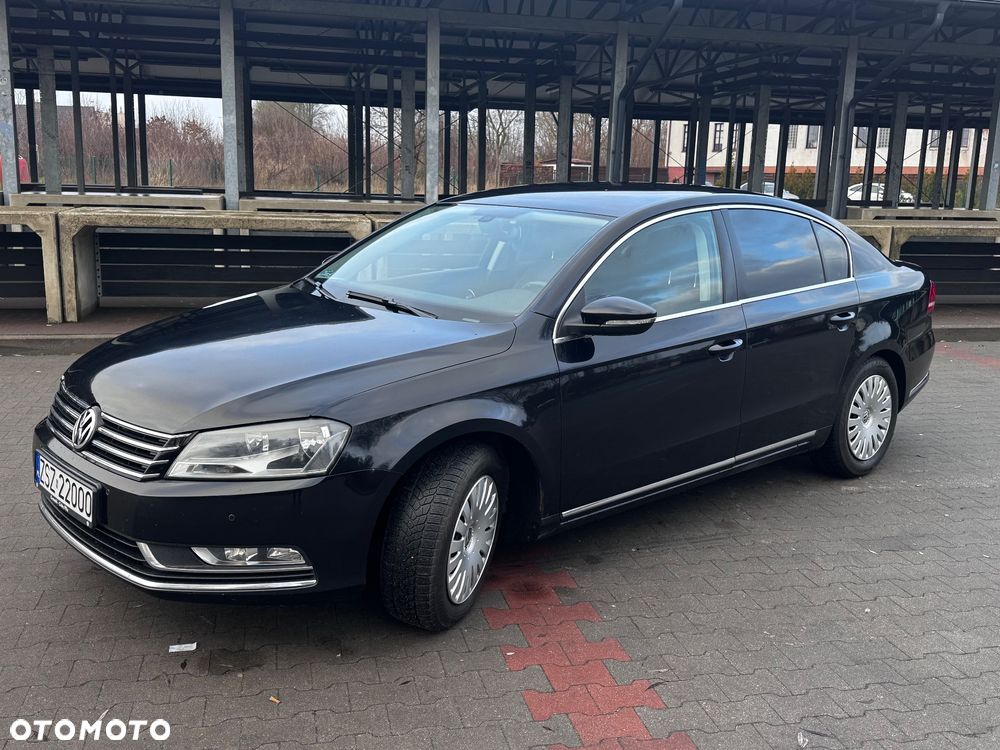 Volkswagen Passat 2.0 TDI Comfortline - 26