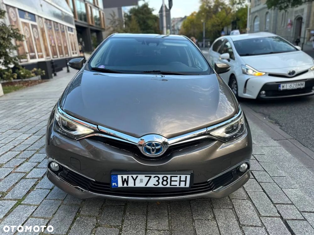 Toyota Auris Hybrid 135 Active - 4