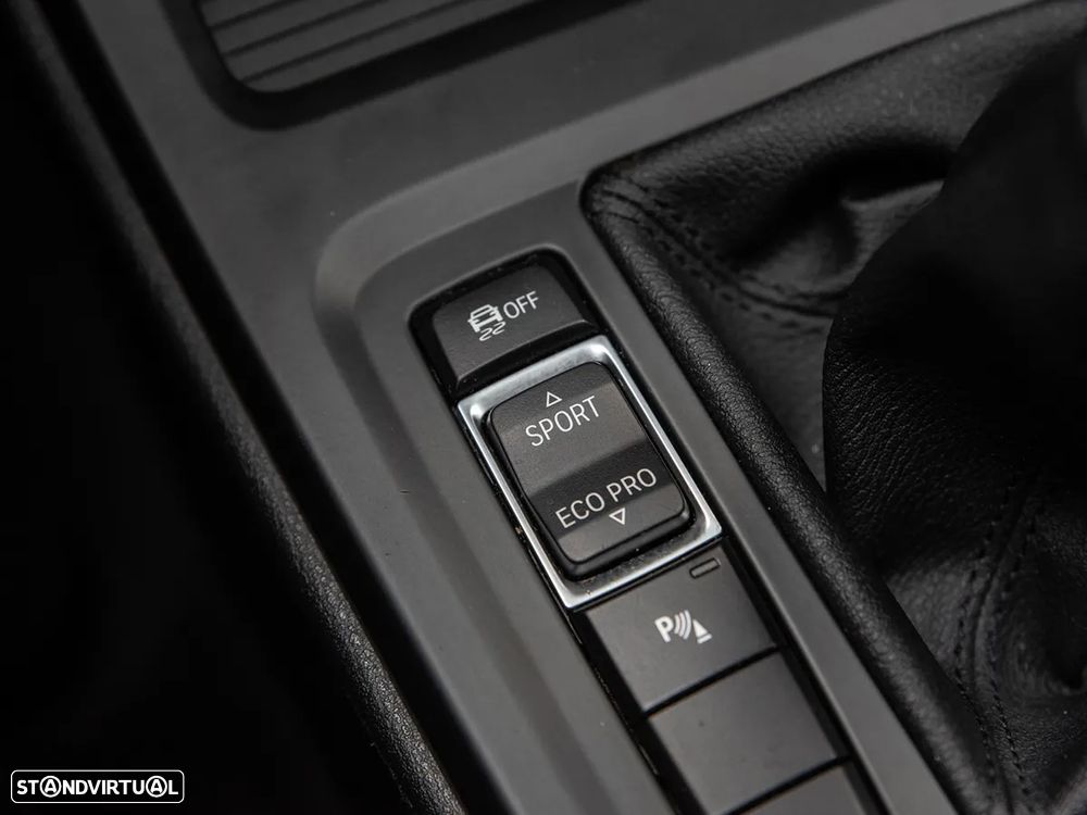 BMW X1 16 d sDrive Line xLine - 18