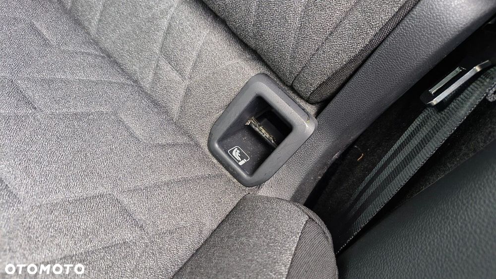 Volkswagen T-Cross - 32