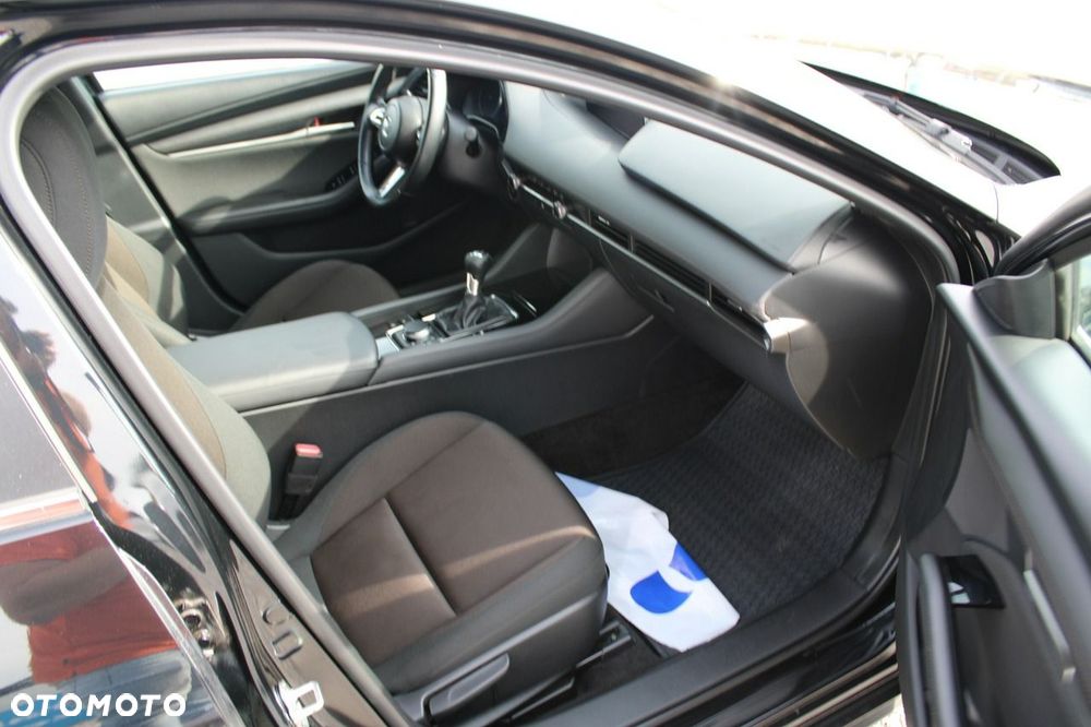 Mazda 3 - 33