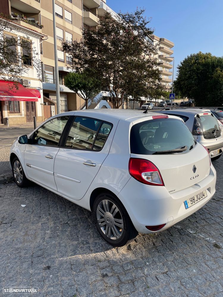 Renault Clio 1.5 dCi Confort - 4